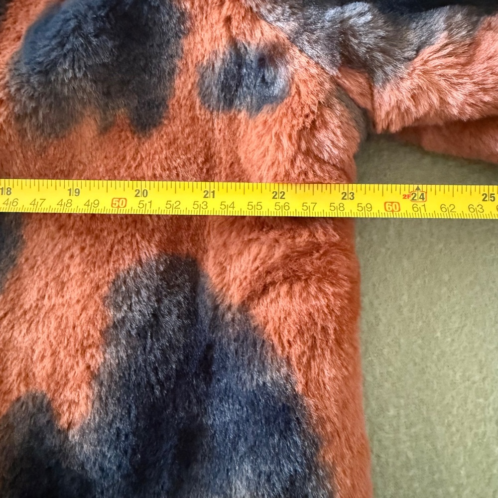 Stoosh Cowhide Print Faux Fur Coat Size XL - Picture 9 of 13